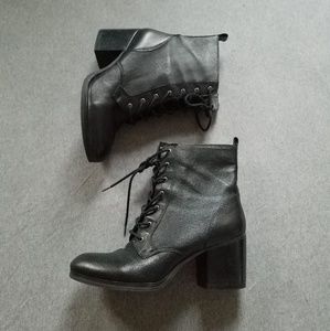 Nine West Black Leather Block Heel Boots